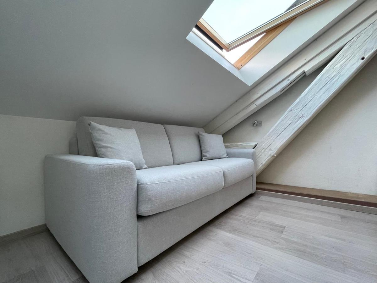 Studio Sous Les Toits Annecy Centre-Ville Bagian luar foto
