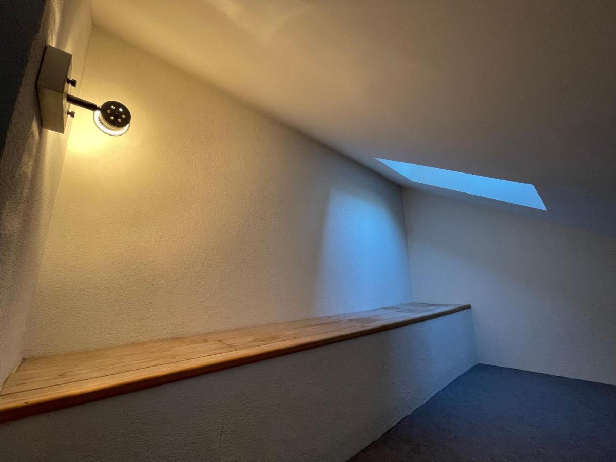 Studio Sous Les Toits Annecy Centre-Ville Bagian luar foto